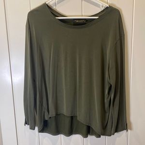 Long sleeve top